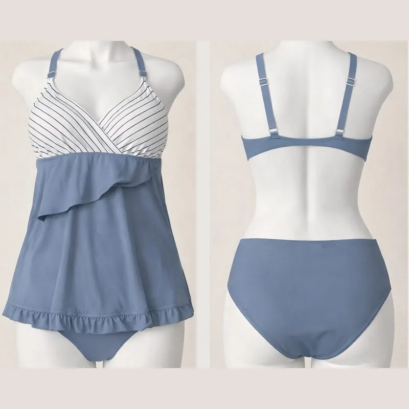 Tankini azul con volante